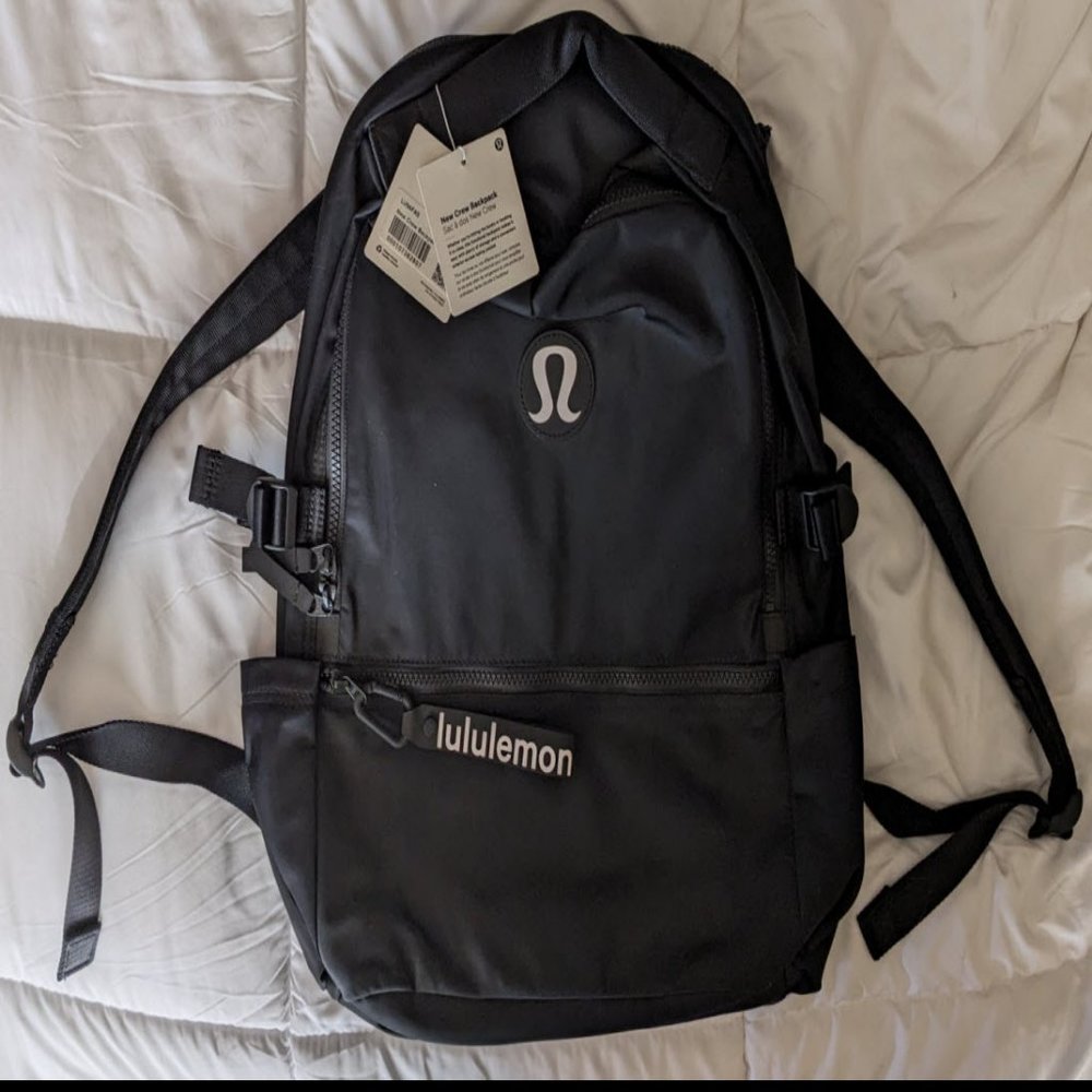 LULULEMON “New Crew Backpack with WHITE Logo” Brand New with TAGS